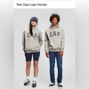 Gap logo hoodie